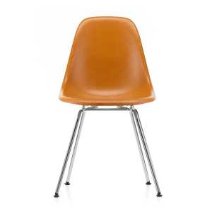 Vitra - Eames Fiberglass Side Chair DSX, verchromt / Eames ochre dark (Filzgleiter basic dark)