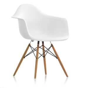 Vitra - Eames Plastic Armchair DAW, Esche honigfarben / weiß (Kunststoffgleiter weiß)