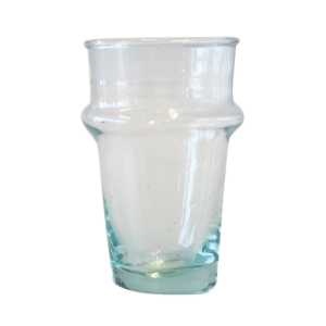 URBAN NATURE CULTURE Trinkglas aus recyceltem Glas groß Klar-grün