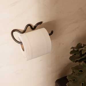 ferm LIVING - Curvature Toilettenpapierhalter, messing