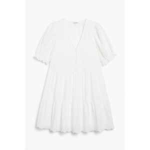 Monki Gerüschtes Babydoll-Kleid Weiß, Alltagskleider in Größe XS. Farbe: White