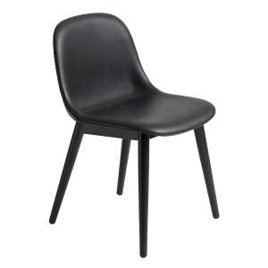 Muuto Fiber side chair Stuhl mit Holzbeinen Black leather-black
