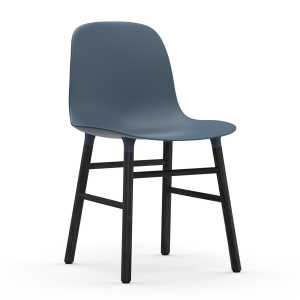 Normann Copenhagen Form Stuhl schwarze Beine Blau