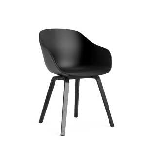 Stuhl About A Chair AAC222 Black Water-based Lacquered Oak
