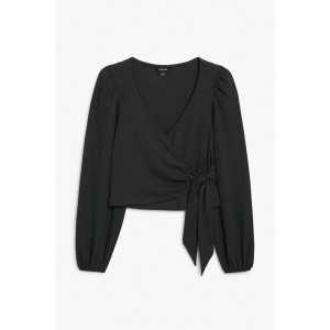 Monki Schwarze Bluse zum Binden Schwarzer Kreppstoff, Blusen in Größe S. Farbe: Black crepe fabric
