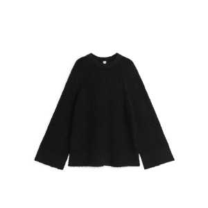Arket Bouclé-Pullover Schwarz in Größe L. Farbe: Black