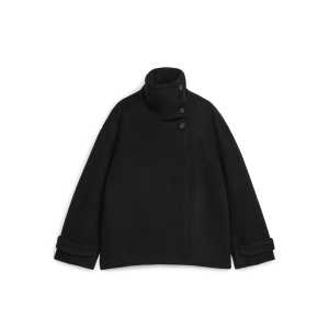 Arket Flauschige Jacke aus Wollmischung Schwarz, Jacken in Größe 34. Farbe: Black