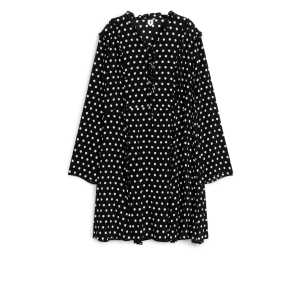 Arket Kleid in A-Linie mit Rüschen Schwarz, Alltagskleider Größe 42. Farbe: Black