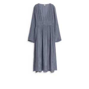 Arket Kleid mit V-Ausschnitt Lila, Alltagskleider in Größe 40. Farbe: Lilac