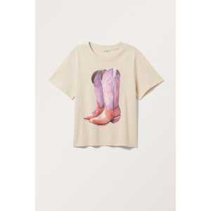 Monki T-Shirt mit Grafikdruck Beige Stiefeln in Größe L. Farbe: w. Boots