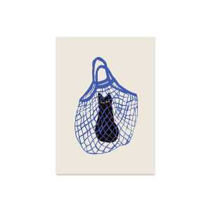 The Poster Club - The Cat's In The Bag von Chloe Purpero Johnson, 40 x 50 cm