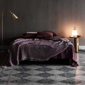 &Tradition - Collect SC33 Tagesdecke Baumwolle, 260 x 260 cm, cloud / burgundy