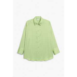 Monki Oversized Satin Shirt Light Green, Freizeithemden in Größe S