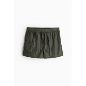 H&M Badeshorts mit Beintasche Khakigrün in Größe S. Farbe: Khaki green