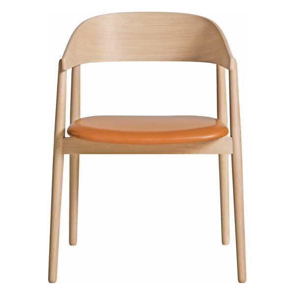 Andersen Furniture - AC2 Stuhl, Eiche weiß pigmentiert / Leder cognac