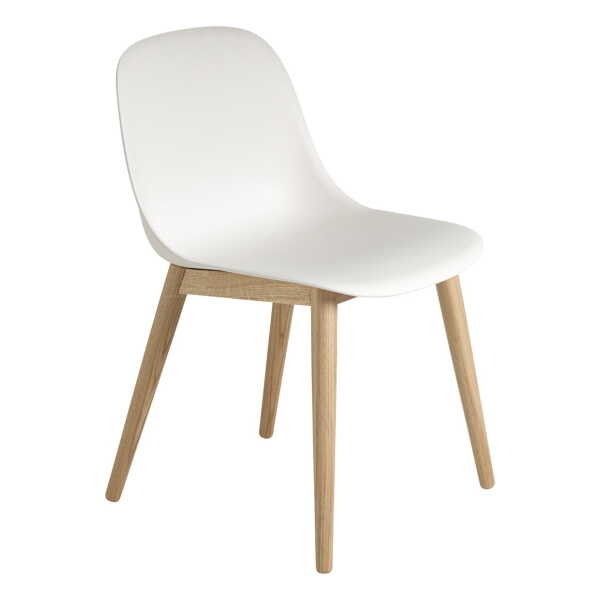 Muuto - Fiber Side Chair Wood Base, Eiche / weiß recycled