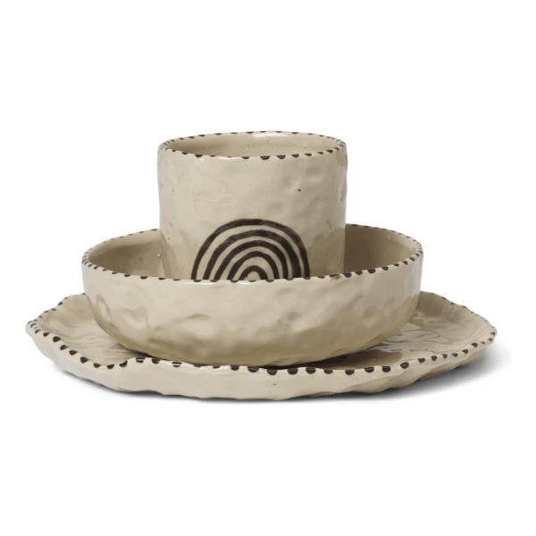 ferm LIVING Naive Kindergeschirr-Set 3-teilig Red brown