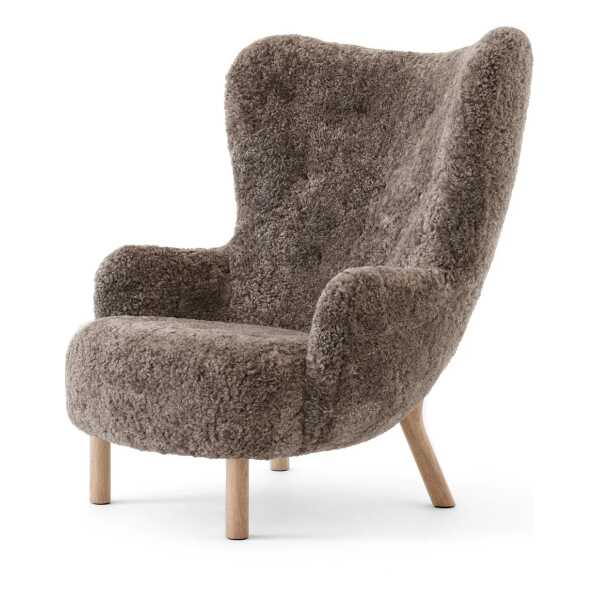 &Tradition - Petra Lounge Chair VB3, High Back, Eiche geölt / Schafsfell Sahara