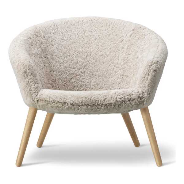 Fredericia Furniture Ditzel Loung-Sessel aus Schaffell Moonlight-oak