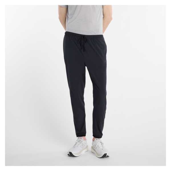 New Balance Men's Run Essential Jogger